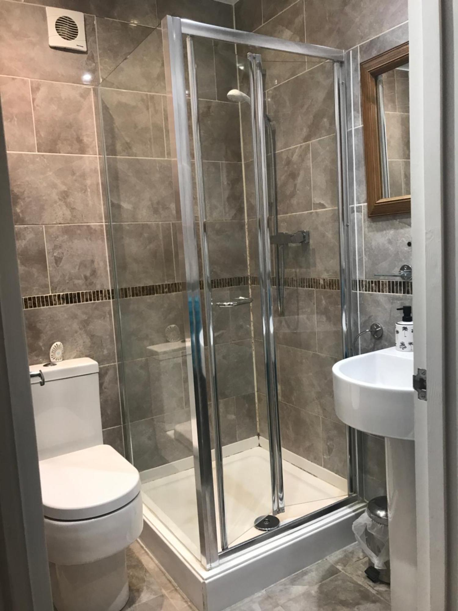 Acacia Villas Guest House ギルフォード エクステリア 写真